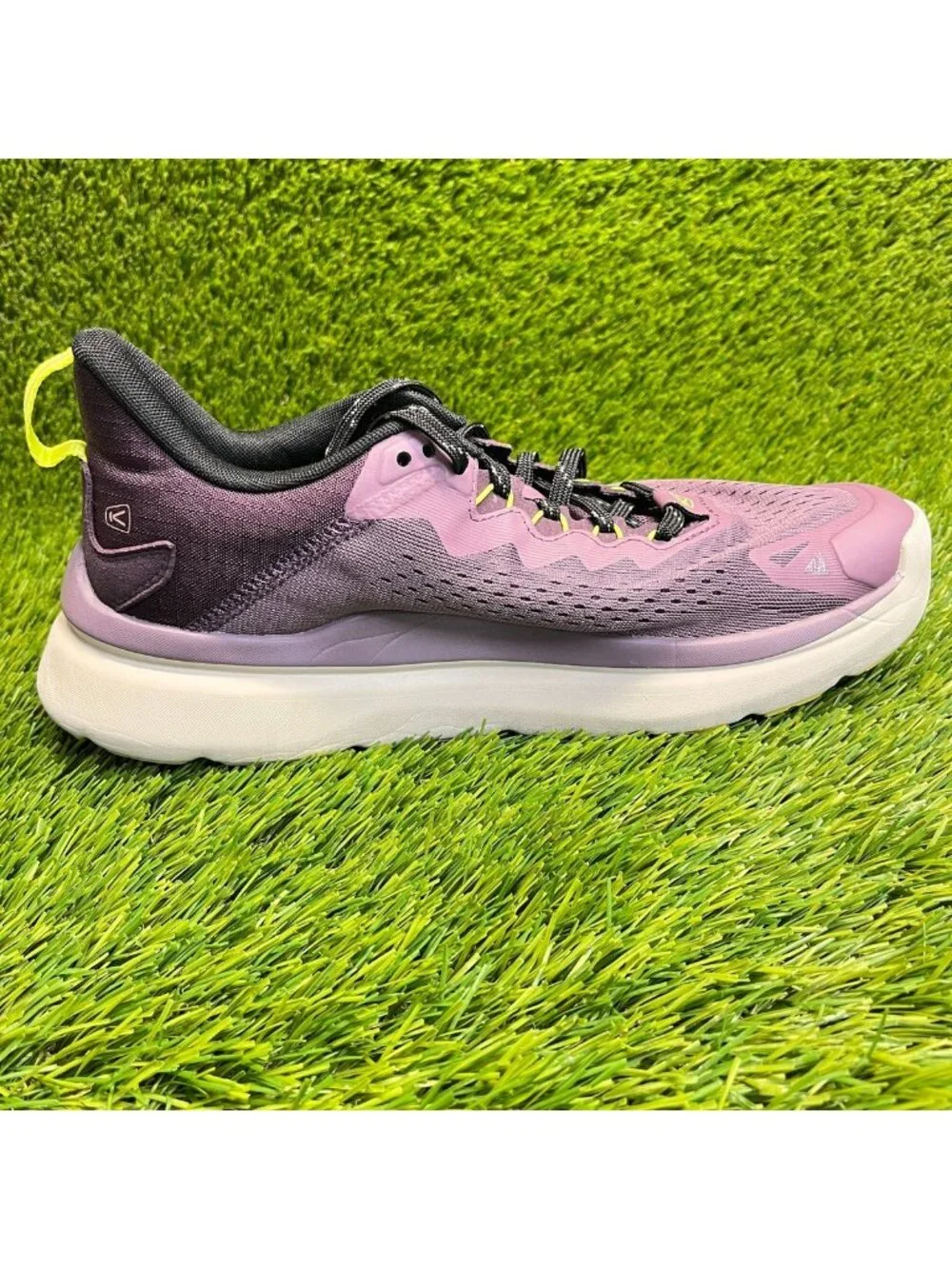 Keen WK450 Womens Size 9.5 Purple Black Running Walking Hiking Shoes Sneakers